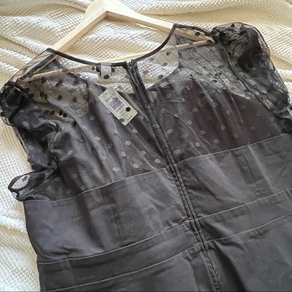TORRID‎ SHEER PEPLUM TOP - Picture 4 of 5